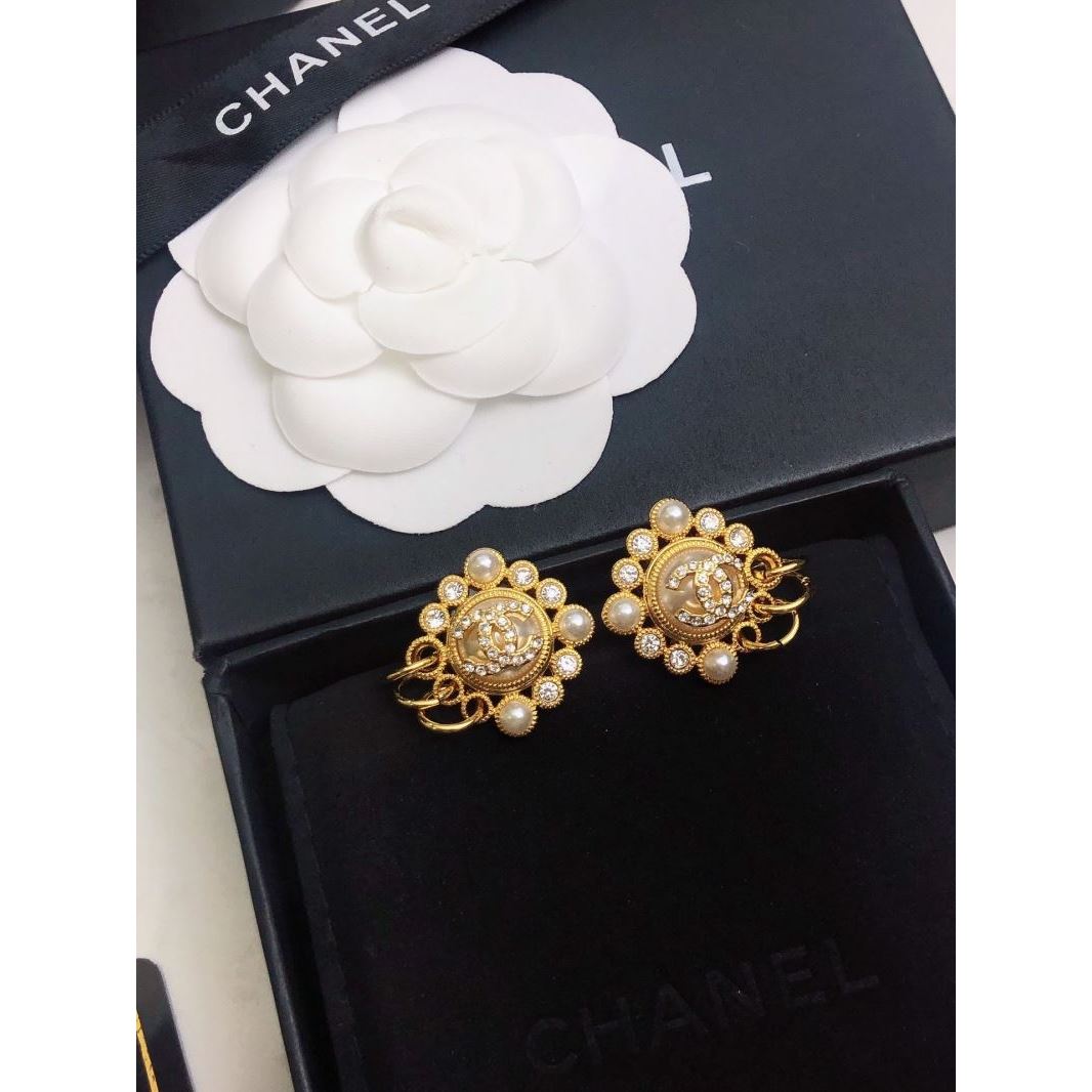 Chanel Earrings - Click Image to Close